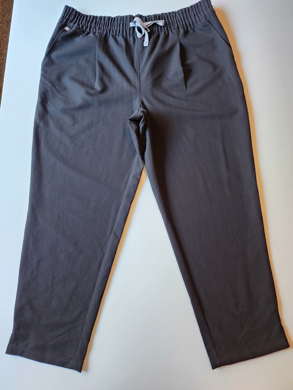 Figs Women's XXL/Petite* Straight Leg Cropped Scrub Pant NWOT